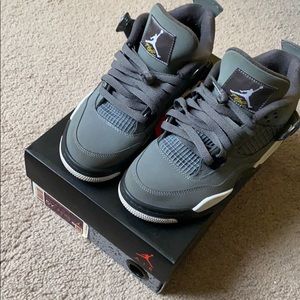 Air Jordan 4 Retro / with box